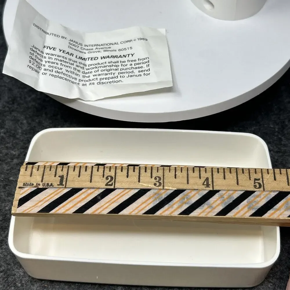 Vintage Deluxe Diet Food Scale White Mechanical Kitchen Tool by Janus w/ Box - Picture 4 of 15